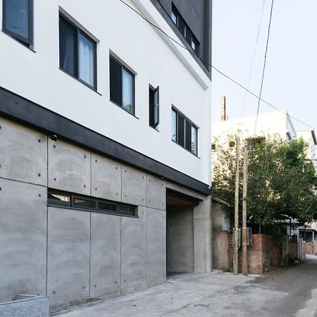 Отель Puli House Экстерьер фото